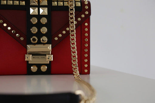 How to Recognize Fake vs. Original Designer Items PETER NEIL DOMAGAS Celine, Dolce & Gabbana, Michael Kors GENUINE AUTHENTIC BRAND LLC www.genuineauthenticbrand.com