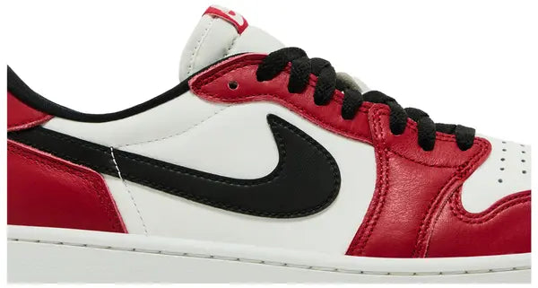 Air Jordan 1 Retro Low OG ‘Chicago’ 2025 Leather Sneaker