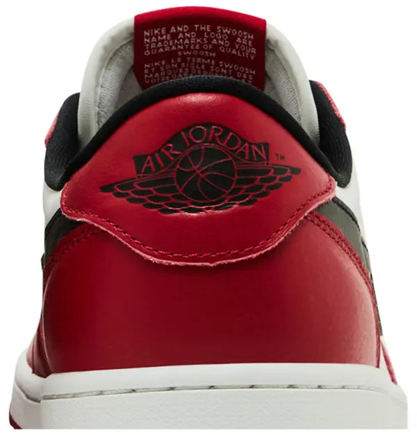 Air Jordan 1 Retro Low OG ‘Chicago’ 2025 Leather Sneaker