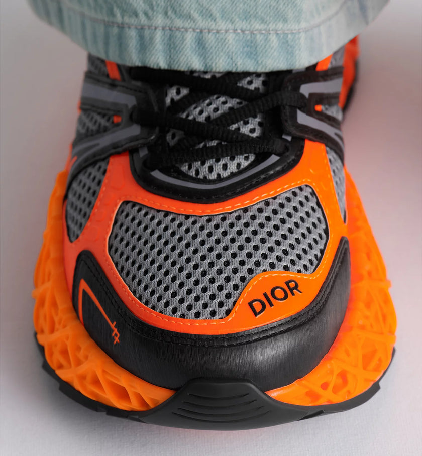 Dior B35 NXXT Sneaker – Limited and Numbered Edition in Neon Orange & Black