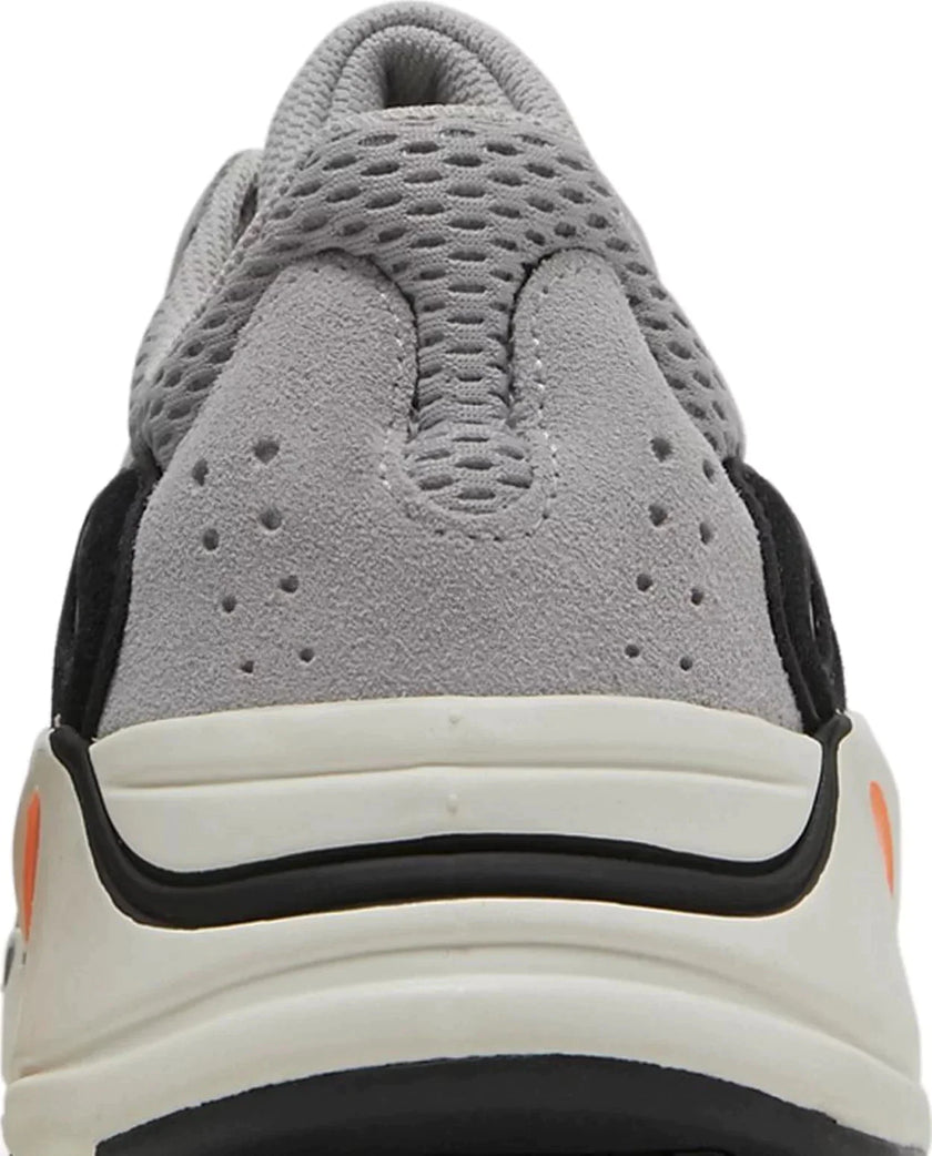 adidas Yeezy Boost 700 