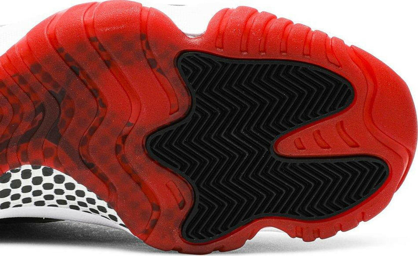 Air Jordan 11 Retro Playoffs Bred (2019) Sneakers for Men - Genuine Authentic Brand