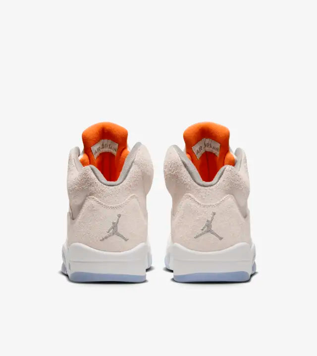 Air Jordan 5 Retro SE 'Craft' Light Orewood Brown Sneakers for Men - GENUINE AUTHENTIC BRAND LLC