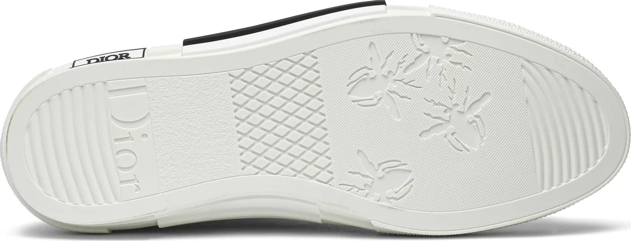 Dior B23 High Top 'Dior Oblique  'White' Sneakers for Unisex (Runs a size bigger) - GENUINE AUTHENTIC BRAND LLC